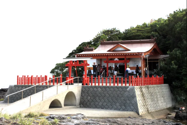 釜蓋神社(射楯兵主神社)